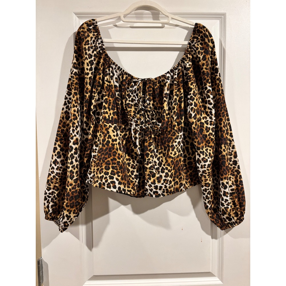 Iky & Me Leopard Print Lace Up Front Crop Top Long Balloon Sleeve XL NWT